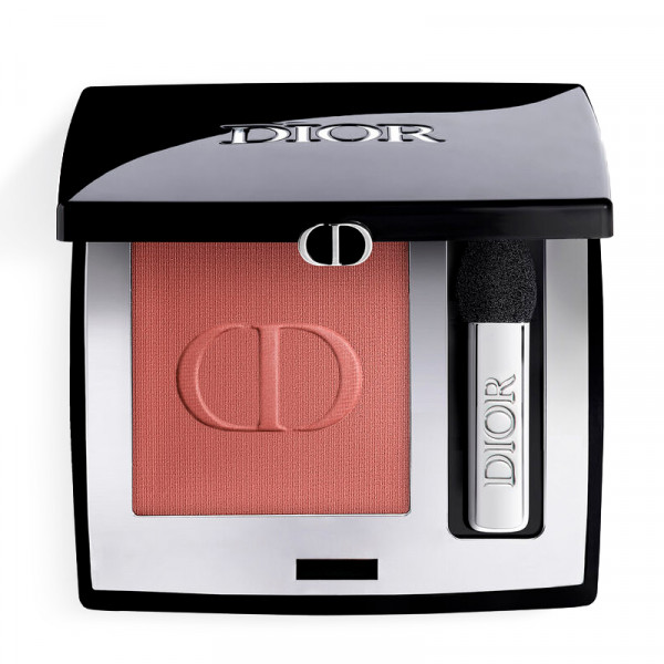 eyeshadow-intense-color-and-spectacular-finish-creamy-powder-long-lasting