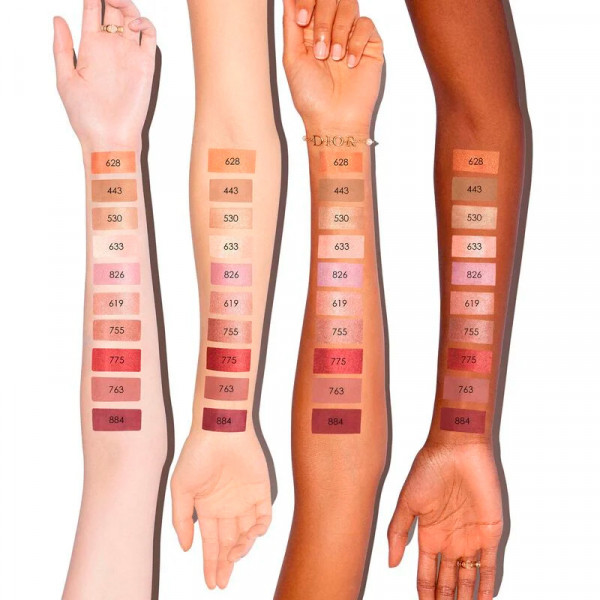 lidschatten-intensive-farbe-und-spektakulares-finish-cremiges-puder-langanhaltend
