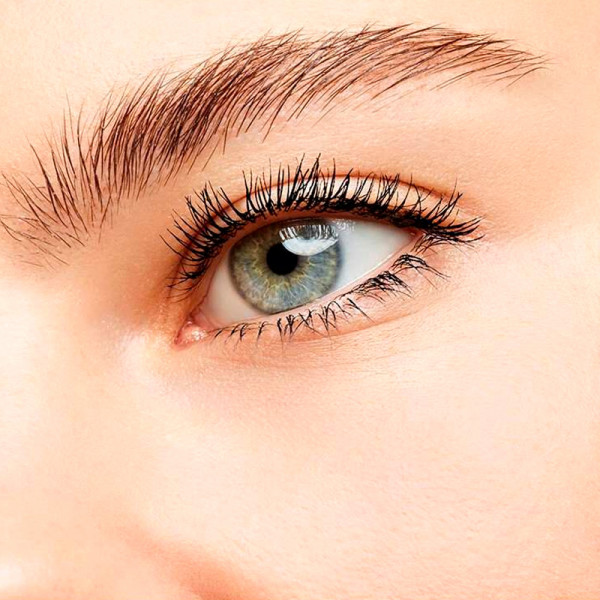 mascara-volume-effet-faux-cils-radical-mascara