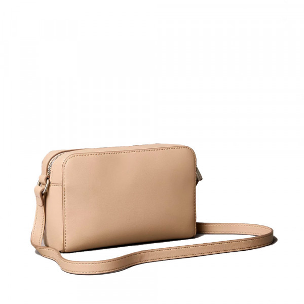 sculpted-camera-shoulder-bag