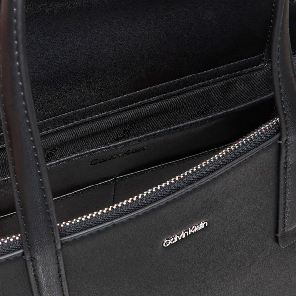 sac-fourre-tout-indispensable