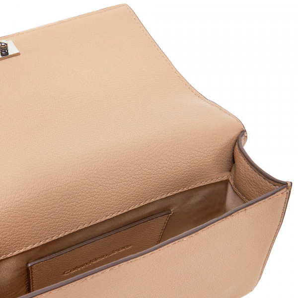 bolsa-minimalista-monograma