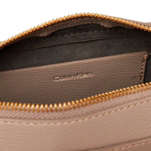 minimal-monogram-bag