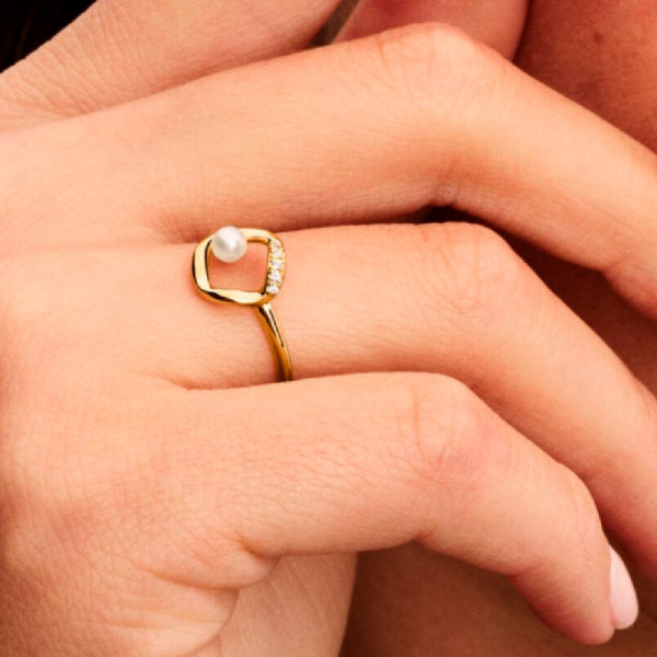 circle-ring-in-organic-pave-shape-163831c01