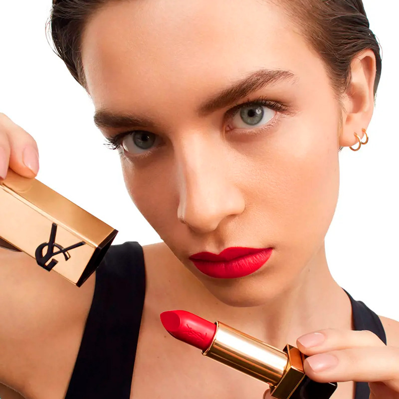 Yves Saint Laurent Rouge Pur Couture