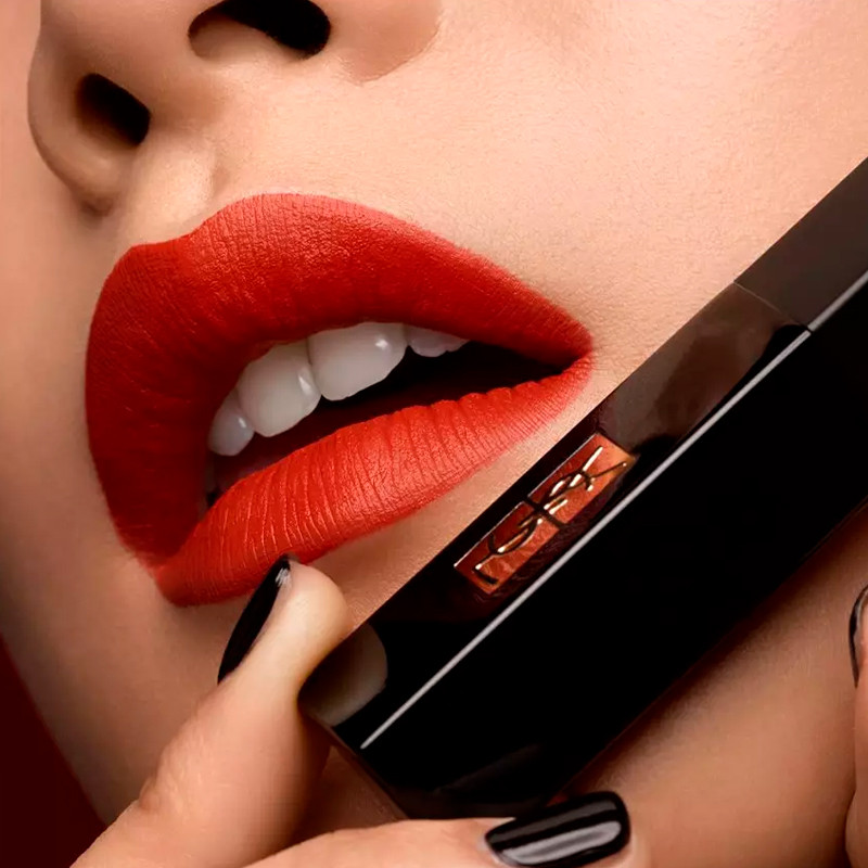 Yves Saint Laurent Rouge Pur Couture The Slim Velvet Radical