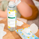 lingettes-nettoyantes-douces-lencos-umedecidos-macios-para-o-corpo