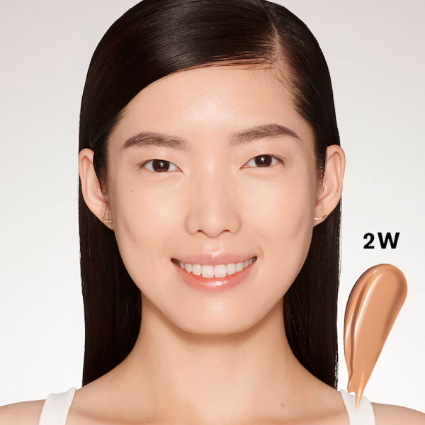 futurist-skincealer-correcteur-de-teint-illuminateur-doux