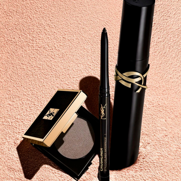 satin-crush-mono-eyeshadow